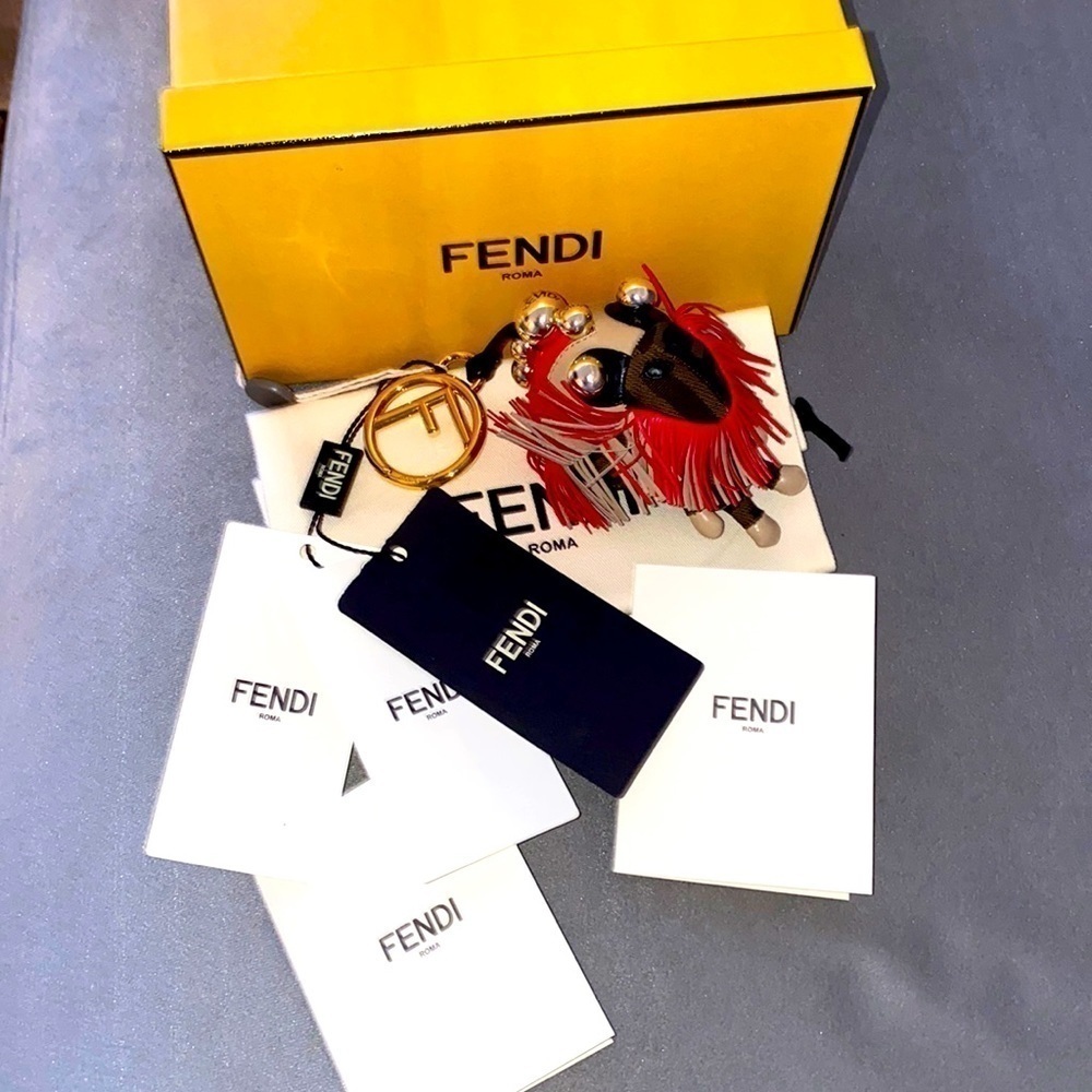 Fendi Roma limited edition NWT keychain bag charm Space Monkey Nappa Shiny - Picture 2 of 11